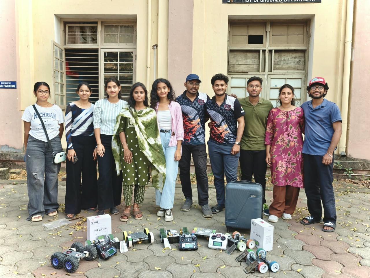 Draco-Bots Team